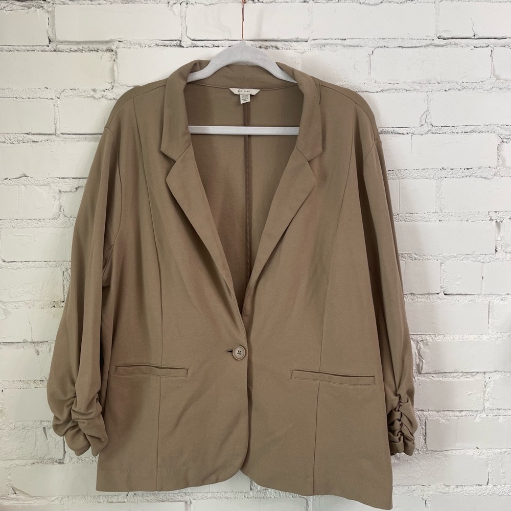 EST. 1946 Blazer